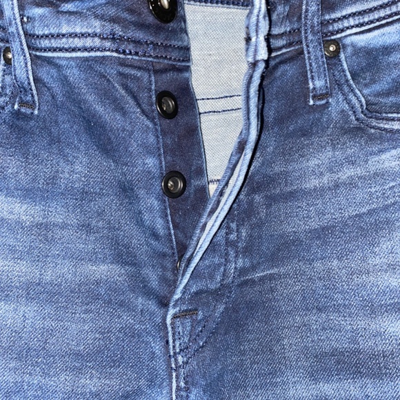 Jeans - Picture 2 of 3